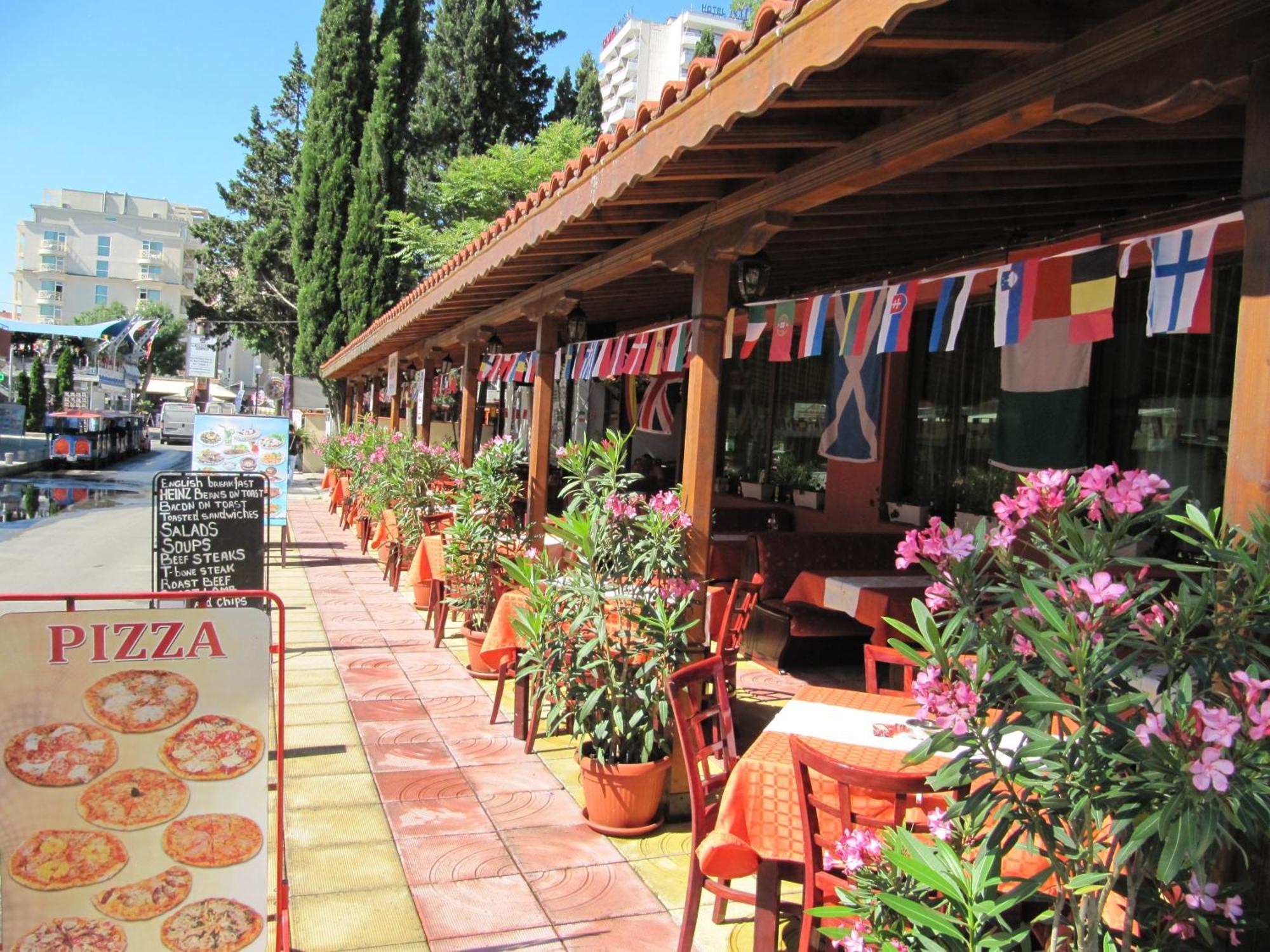Maverick Hotel Sunny Beach Exterior foto