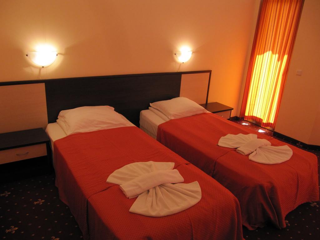 Maverick Hotel Sunny Beach Quarto foto